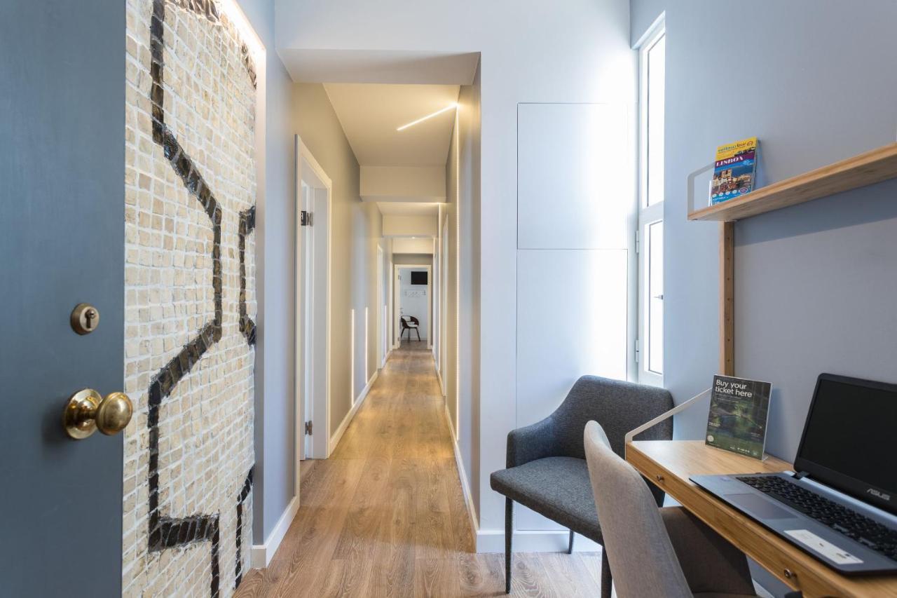 Lisbon Airport Suites Exterior photo