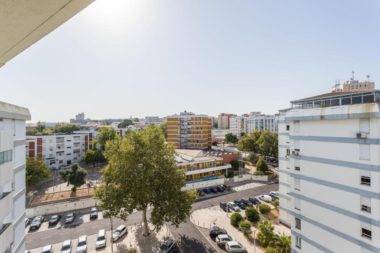 Lisbon Airport Suites Exterior photo
